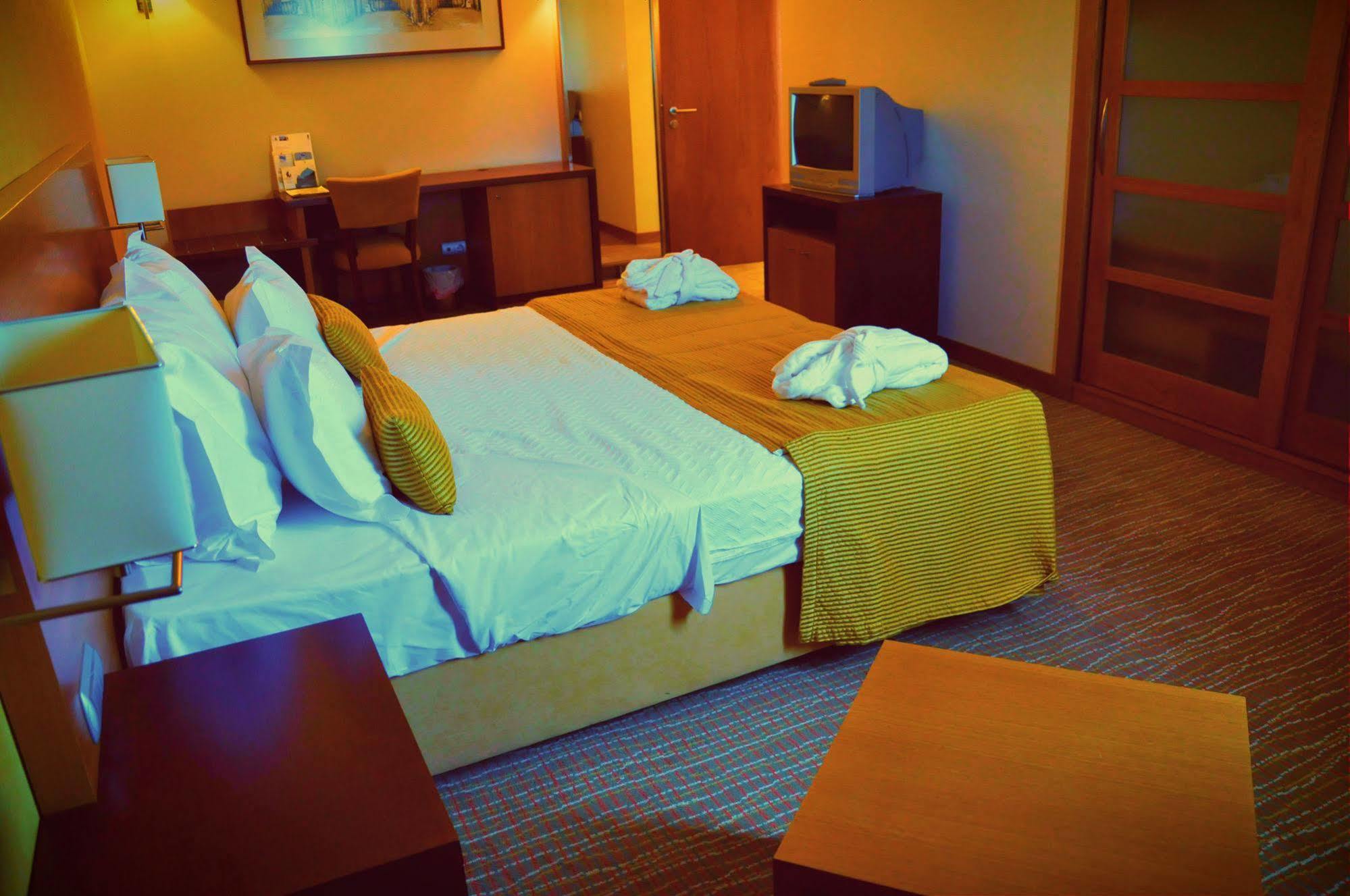 Hotel Lusitania Congress & Spa Гуарда Екстер'єр фото
